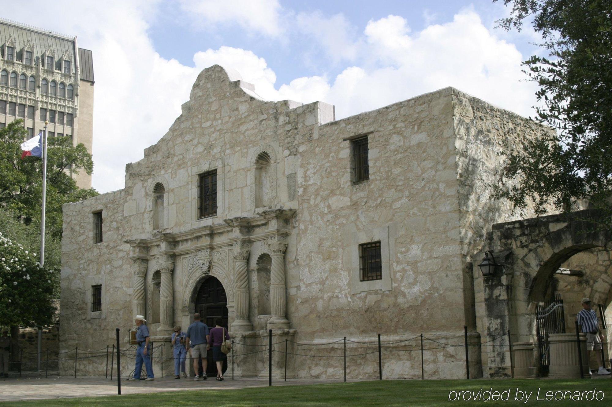 Holiday Inn San Antonio-Downtown/Market Square, An Ihg Hotel Exterior photo