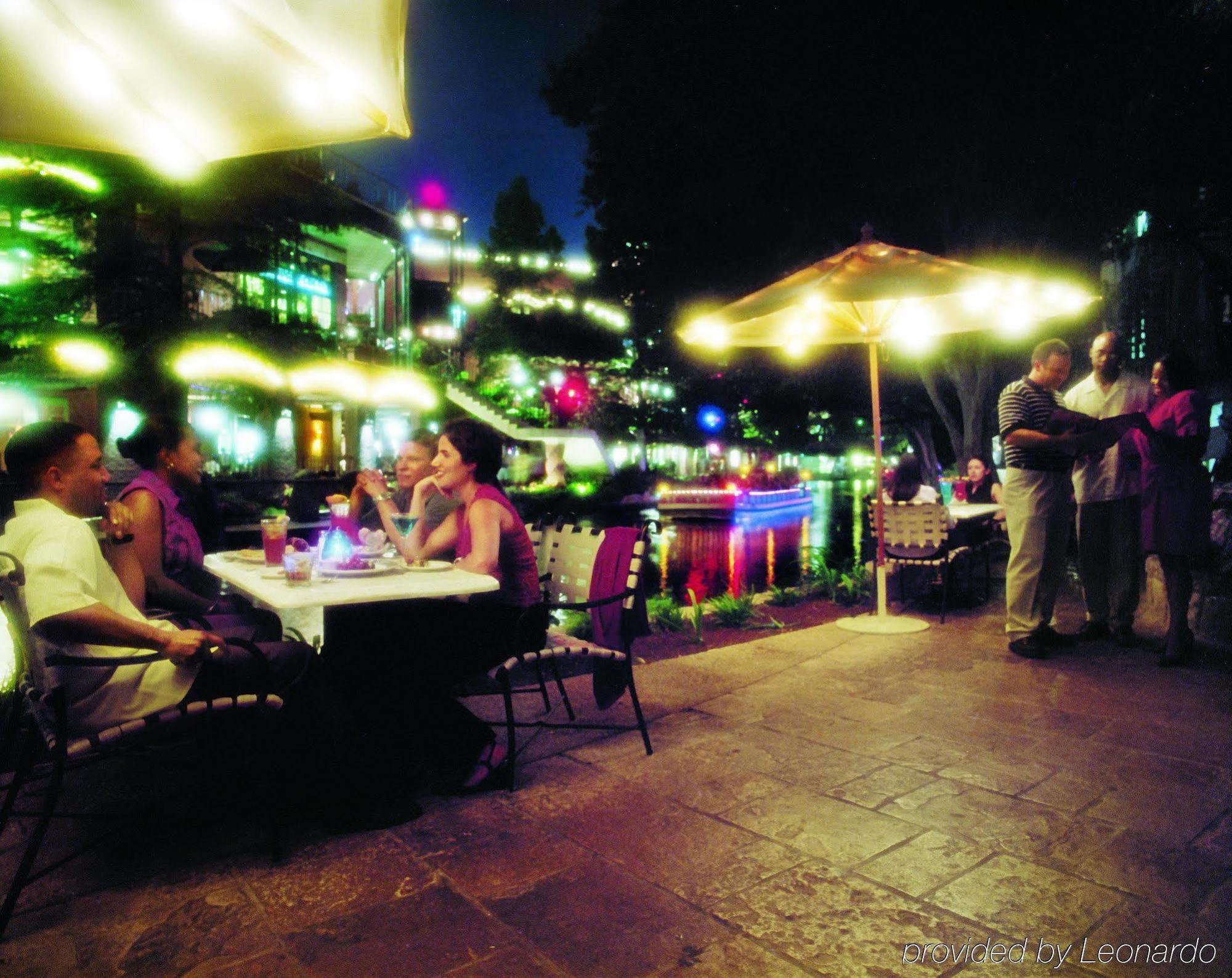 Holiday Inn San Antonio-Downtown/Market Square, An Ihg Hotel Exterior photo